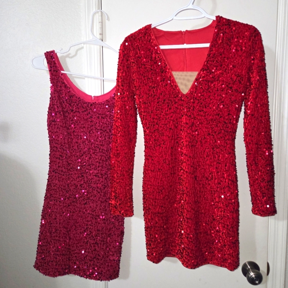 BOTH Red and Pink Sequin Dresses BOTH FOR 1 PRICE SIZE XS